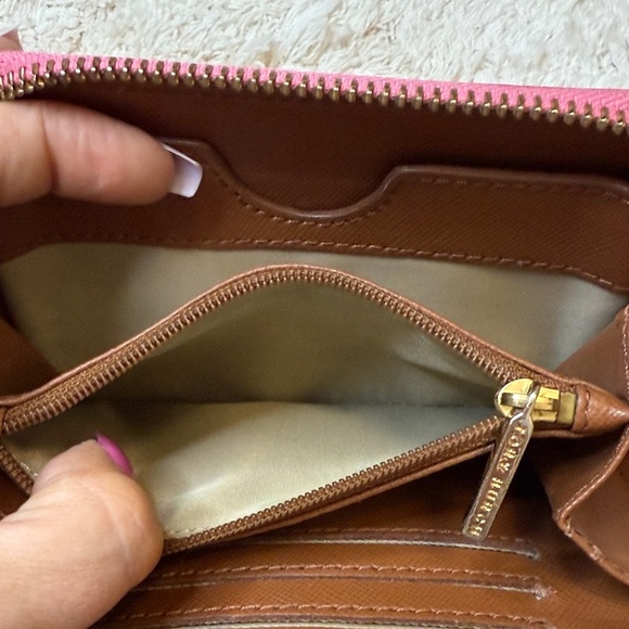 Tory Burch Fuchsia Mini Robinson Wallet Zip Around with Gold Logo - Picture 9 of 10